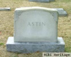 Lois Astin Reynolds