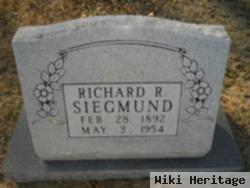 Richard R Siegmund