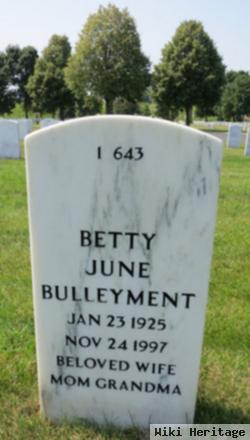 Betty June Bulleyment