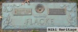 Viola B Flacke