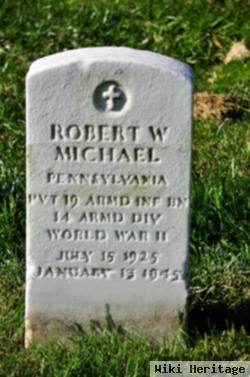 Pvt Robert W Michael