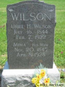 Uriel H Wilson