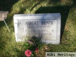 Albert Benik