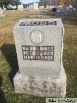 Dr R. H. Moss