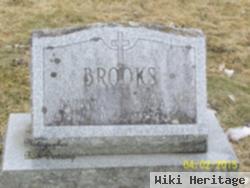 Vera Newton Brooks