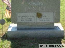 Doris Lynde