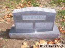 Eseher N.h. Larson, Jr