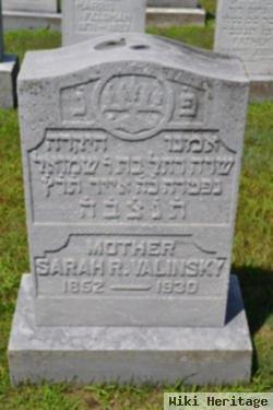 Sarah R Valinsky