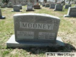 Everett Mooney