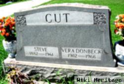 Vera Donbeck Cut