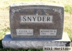 Kenneth H Snyder
