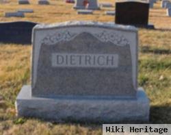 Verna Dietrich