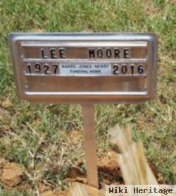 Lee Moore