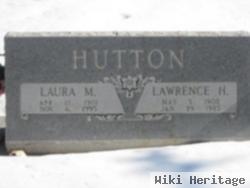 Laura M Hutton