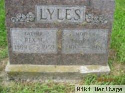 Clara R Lyles