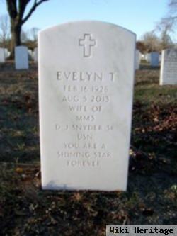 Evelyn T Snyder