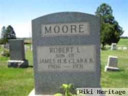 Robert L Moore