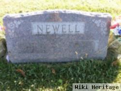 Vesta P Newell