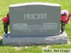 Estill Lewis