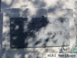 Annie L Lakner