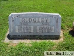 Stella M Ridgley