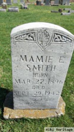 Mamie E Smith