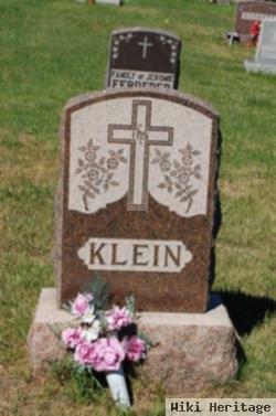 George L Klein