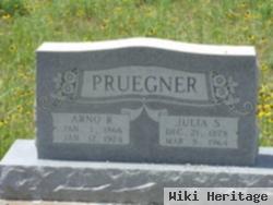 Julia S Pruegner