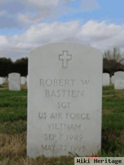 Robert W Bastien