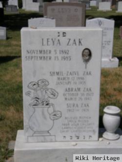 Leya Zak