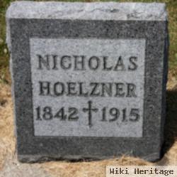 Nicholas Hoelzner