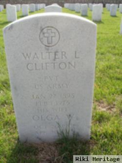 Walter Lee Clifton