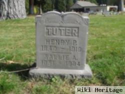 Henry P Tuter