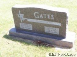 Ruth B Gates