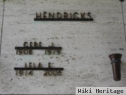 Cebe J Hendricks