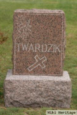 Frank Twardzik, Sr