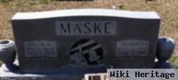 Hugh H Maske