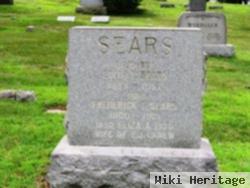 Frederick T Sears