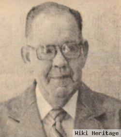 Bernard Lee Orr