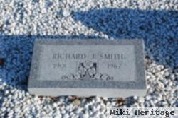 Richard J Smith