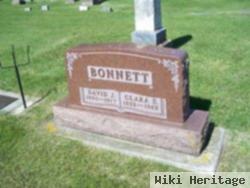 David J Bonnett