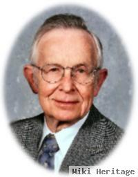 Dr Casey R. Carrington