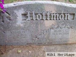 Willis O Hoffman