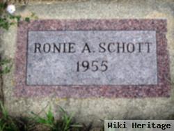 Ronie Allen Schott