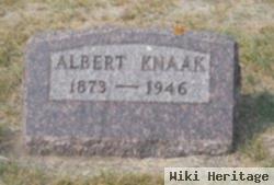 Albert August Knaak