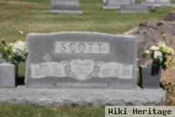 Lillie O Scott