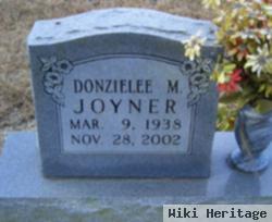 Donzielee M Joyner