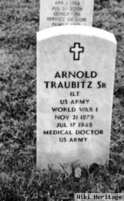 Arnold Traubitz, Sr