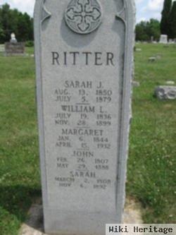 Sarah J Ritter