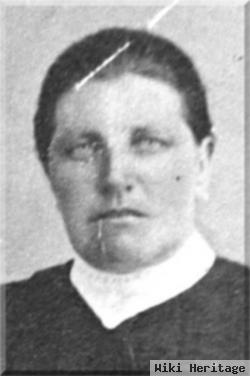 Christina Knoll Bender